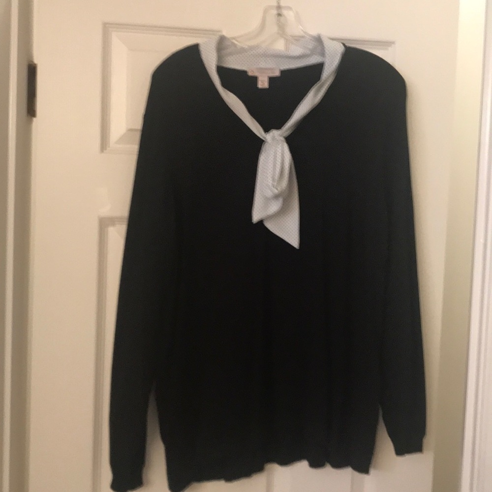 Sweater - Picture 2 of 4